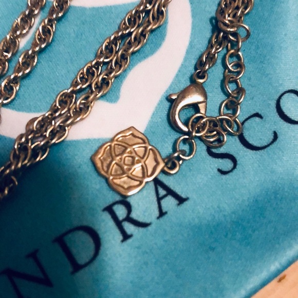 NWOT KENDRA SCOTT ROSE QUARTZ/GOLD RAYNE NECKLACE! - Picture 5 of 7